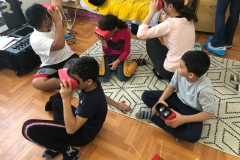 RedboxVR-Children-Using-Viewers-13