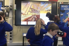 RedboxVR-Children-Using-Viewers-18