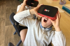 RedboxVR-Children-Using-Viewers-7
