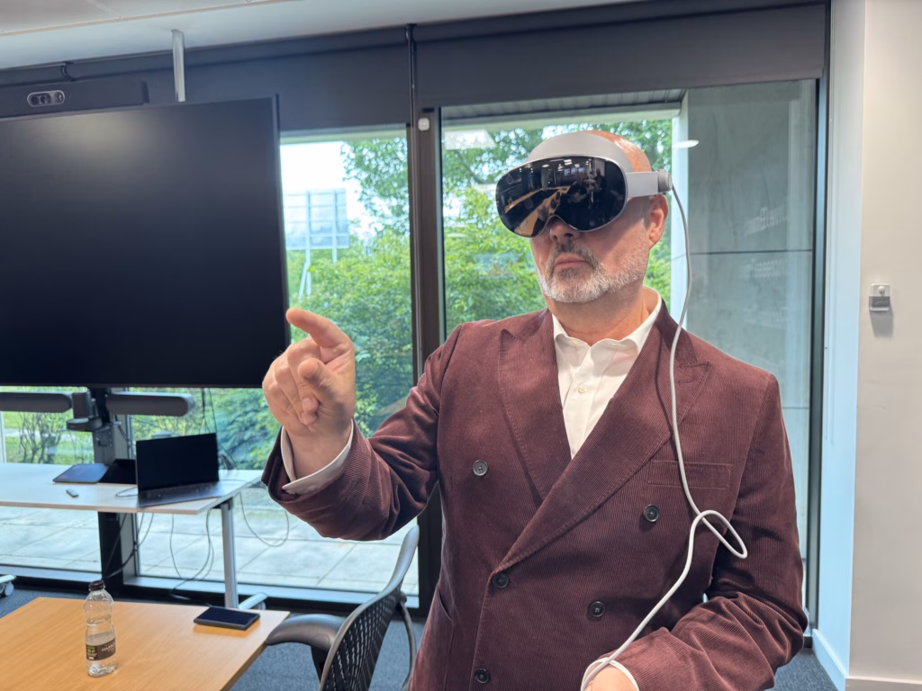 Stephen uses Samsung XR headset at TD Synnex Event